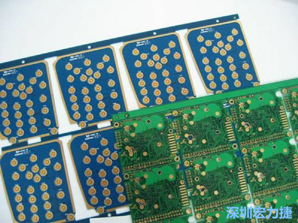 PBC與HDI等硬質載板因應不同構型的結構組裝需求，能做的彈性設計有限，必須搭配FPC軟板進行整合設計。